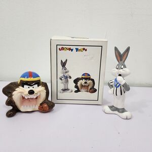 TAZ & BUGS BUNNY SALT PEPPER SHACKERS  BASEBALL LOONEY TUNES WARNER BROS. 1993